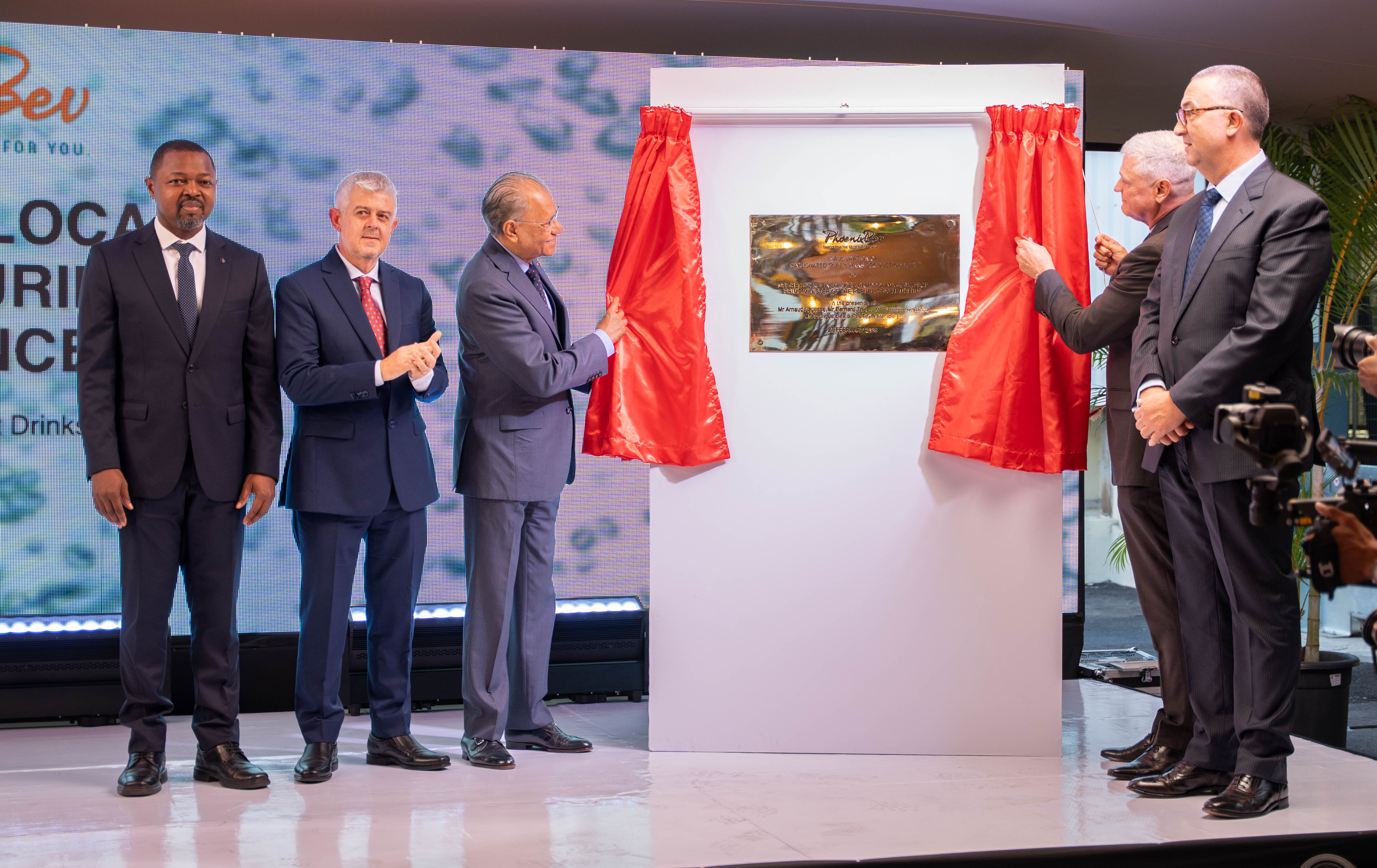 Phoenix Beverages Ltd Inaugure Une Nouvelle Ligne De Production De Boissons Gazeuses